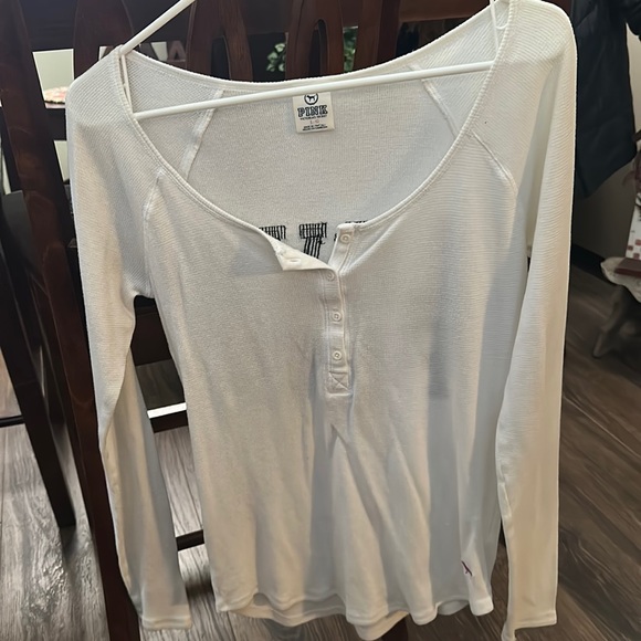 Thermal white shirt from Victoria’s Secret! Like new! - Picture 2 of 2